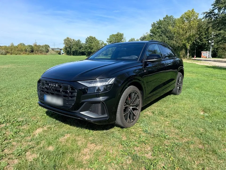 Audi Q8