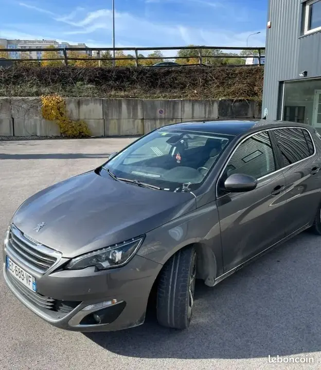 Peugeot 308 2016 photo 3