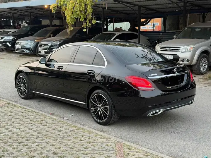 Mercedes-Benz C-Class 2020 photo 4