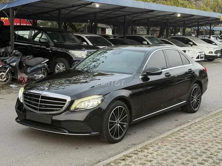 Mercedes-Benz C-Class 2020 photo 3