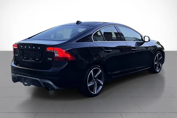 Volvo S60 2015 photo 5