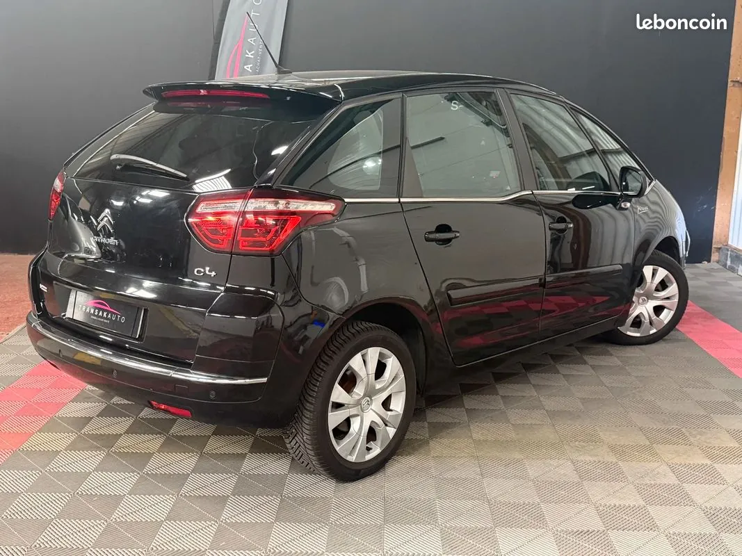 Citroen C4 Picasso 2011 photo 5