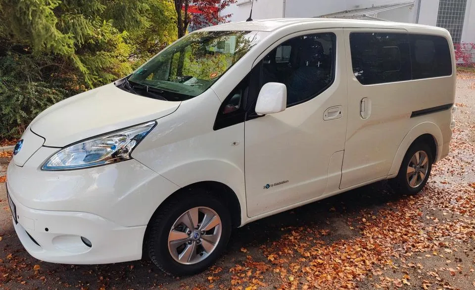 Nissan Evalia