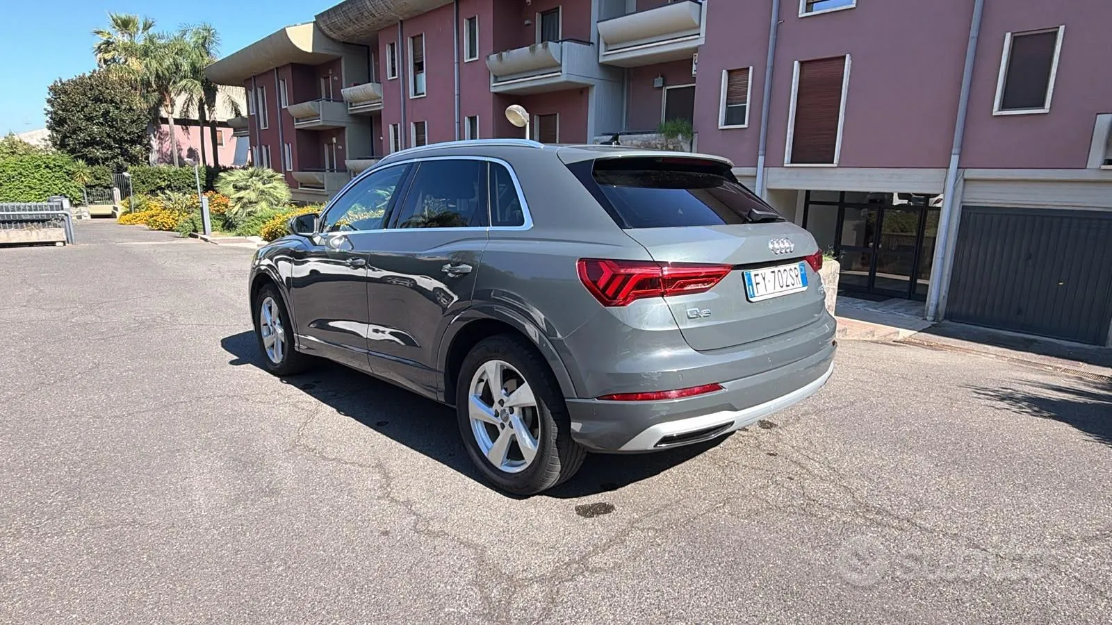 Audi Q3 2019 photo 3