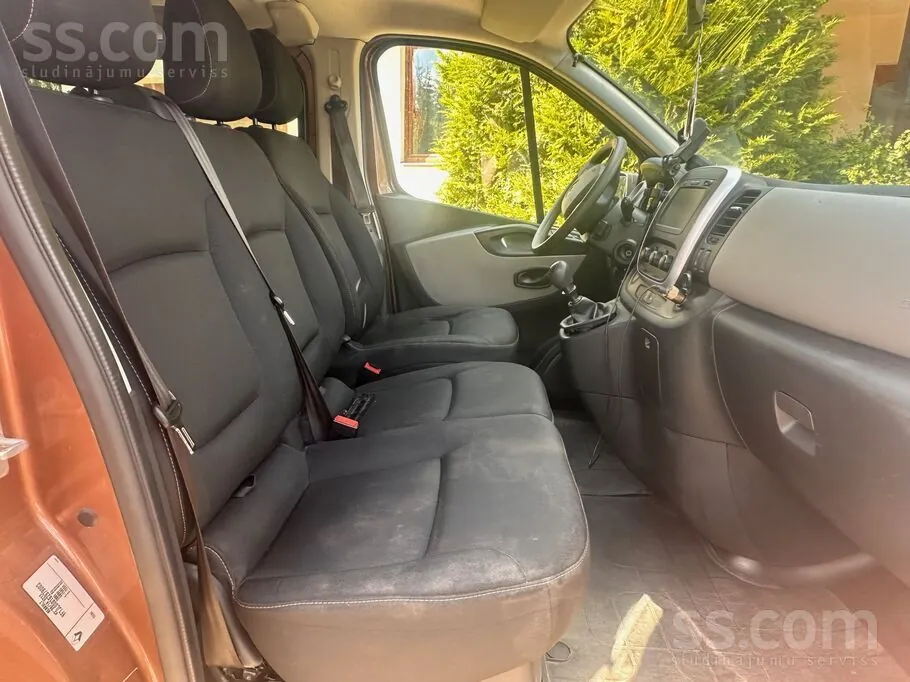 Renault Trafic 2019 photo 4