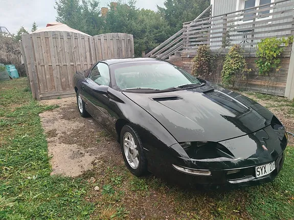 Chevrolet Camaro 1993 photo 3