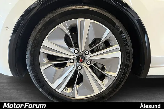 Hongqi E-Hs9 2022 photo 5
