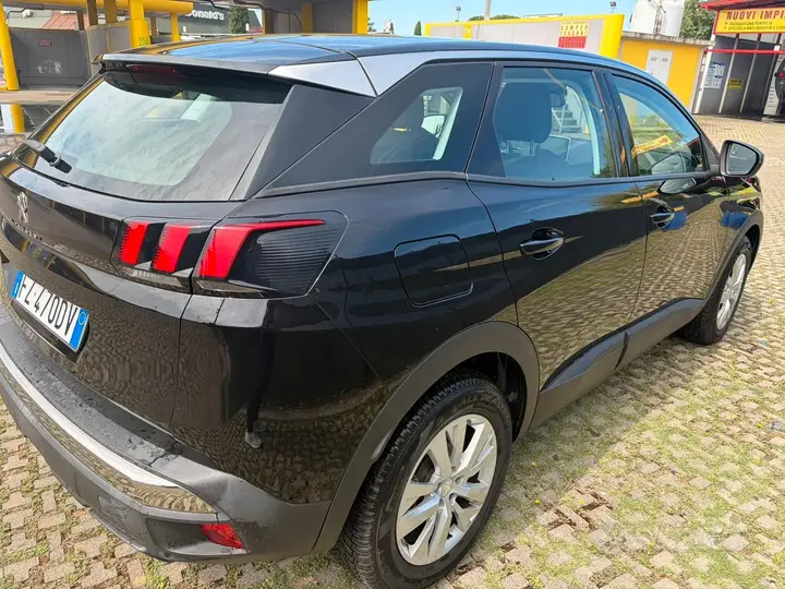 Peugeot 3008 2019 photo 4