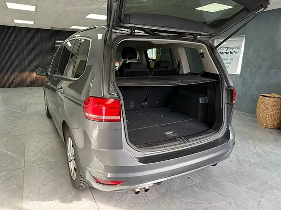 Volkswagen Touran 2018 photo 5