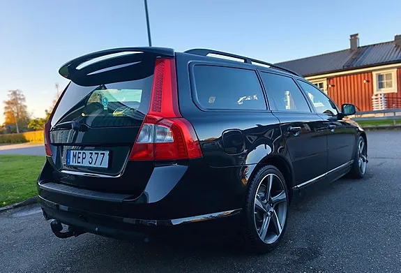 Volvo V70 2012 photo 3