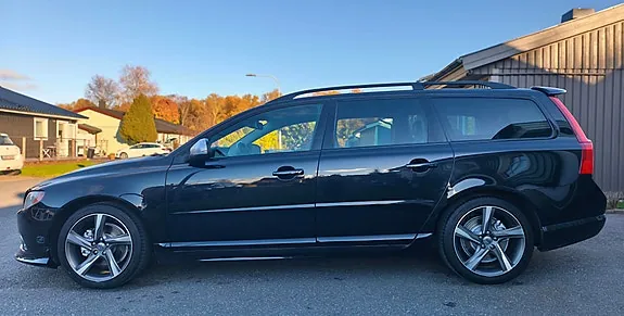 Volvo V70 2012 photo 4