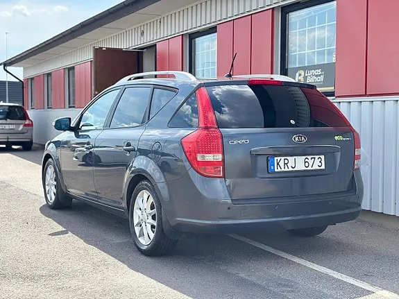 Kia Ceed 2010 photo 4