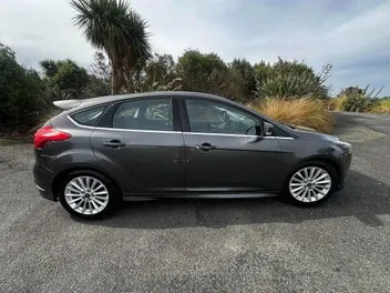 Ford Focus 2016 photo 2