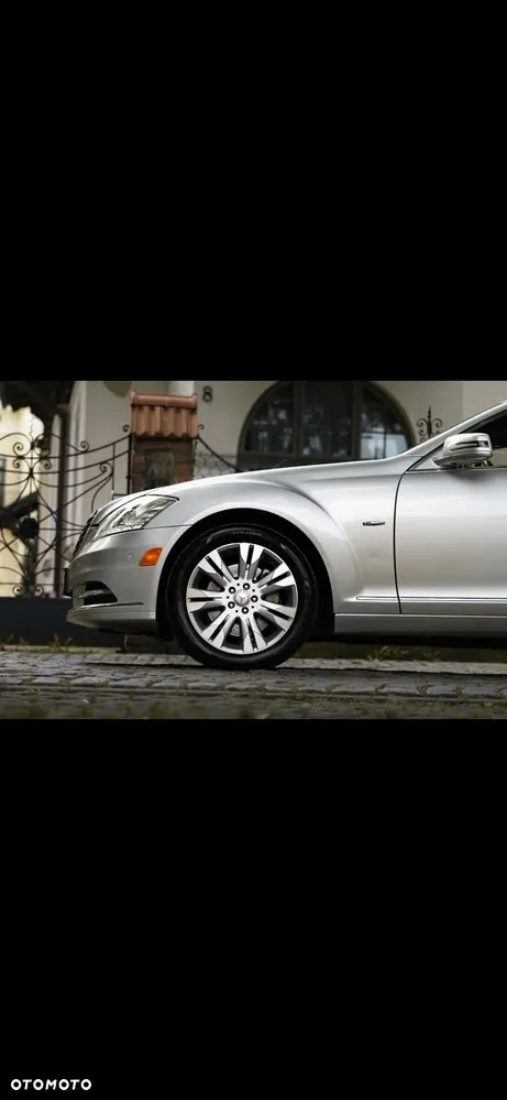 Mercedes-Benz S-Class 2010 photo 3