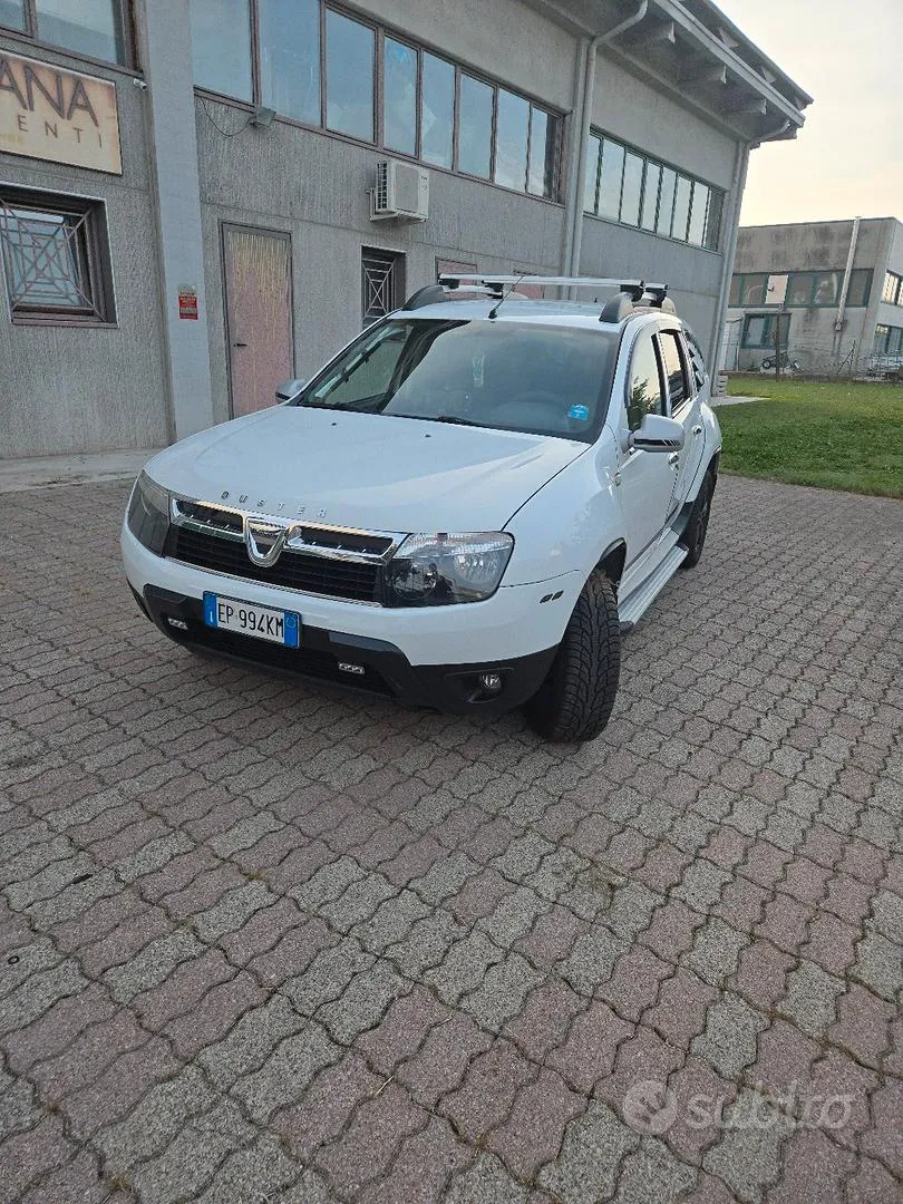 Dacia Duster 2012 photo 4