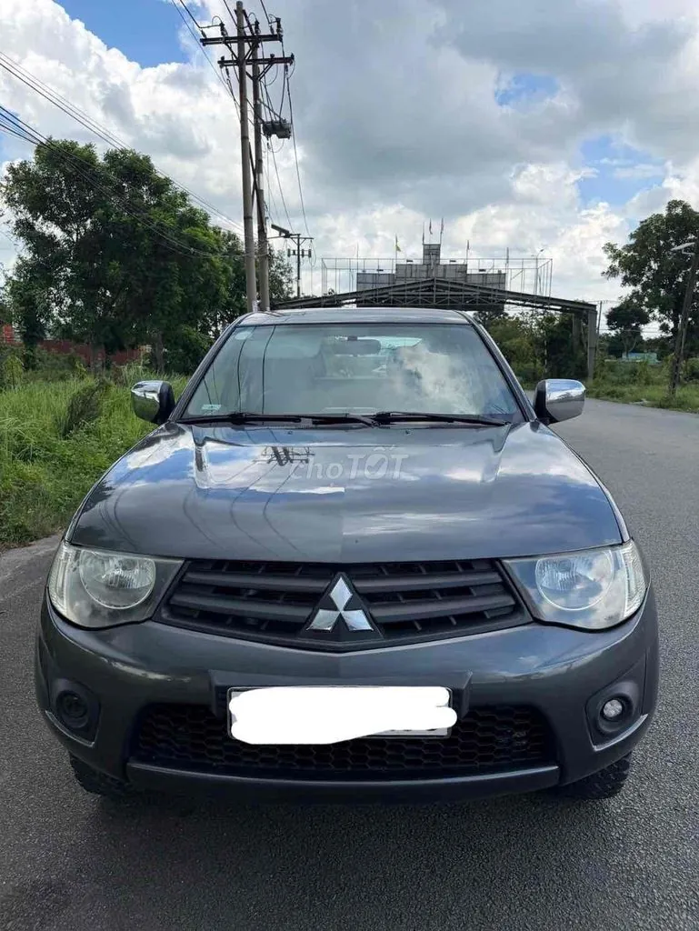 Mitsubishi Triton