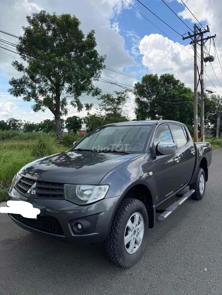 Mitsubishi Triton 2011 photo 3