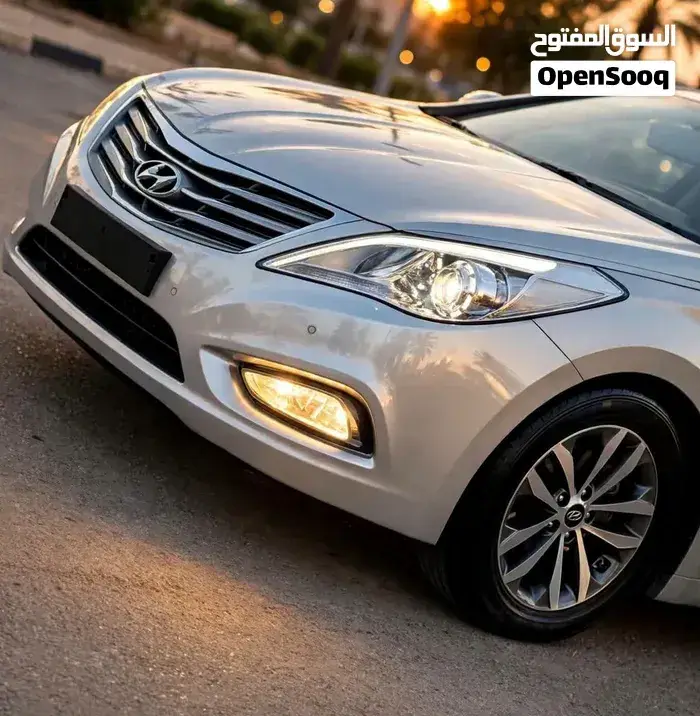 Hyundai Azera 2012 photo 2