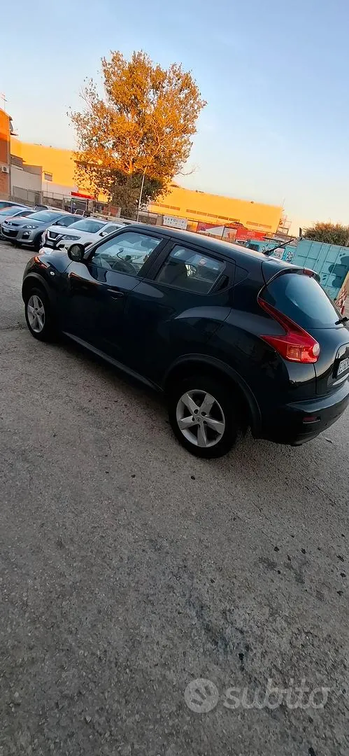 Nissan Juke 2011 photo 3