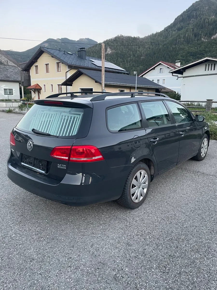 Volkswagen Passat 2012 photo 3