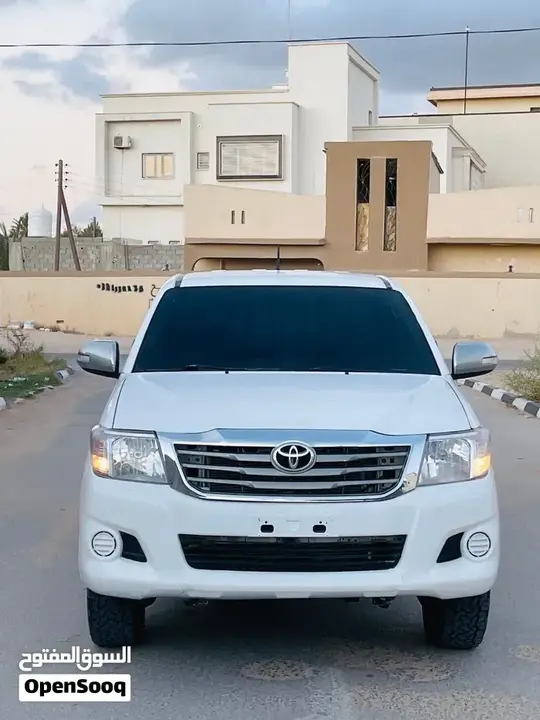 Toyota Hilux 2012 photo 3