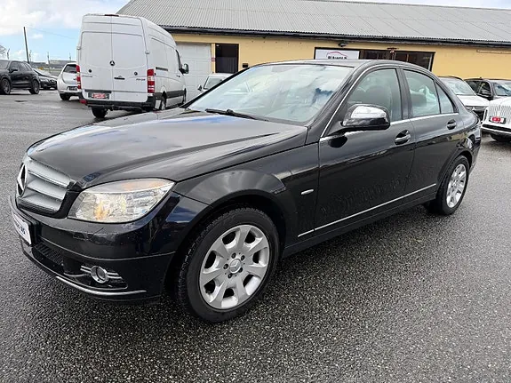 Mercedes-Benz E200C 2007 photo 2