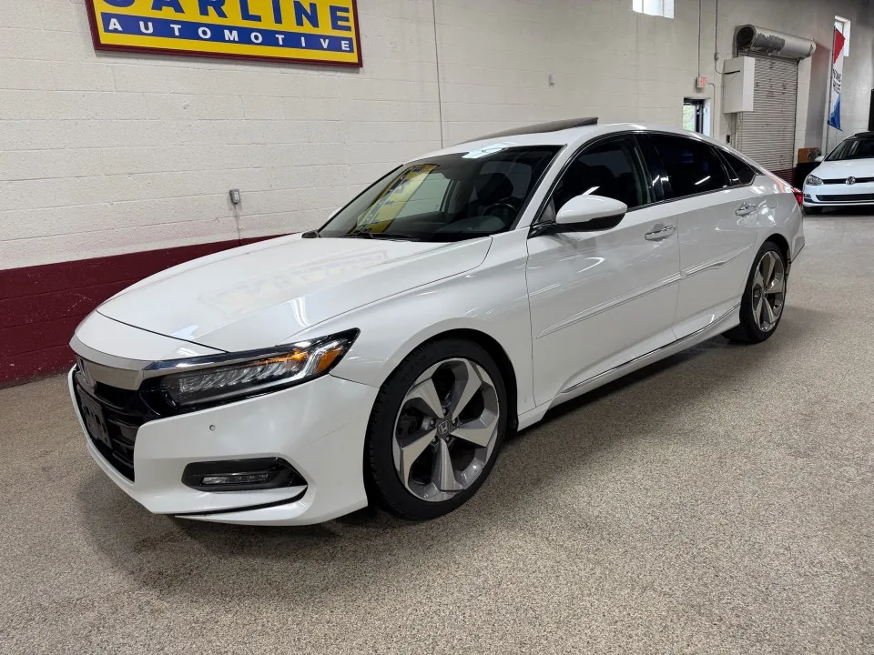 Honda Accord 2019 photo 2