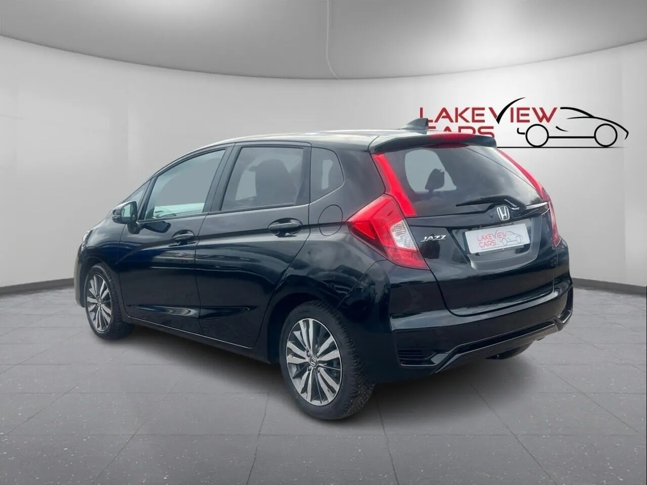 Honda Jazz 2018 photo 2