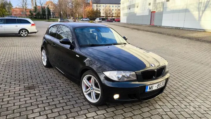 BMW 118 2007 photo 4