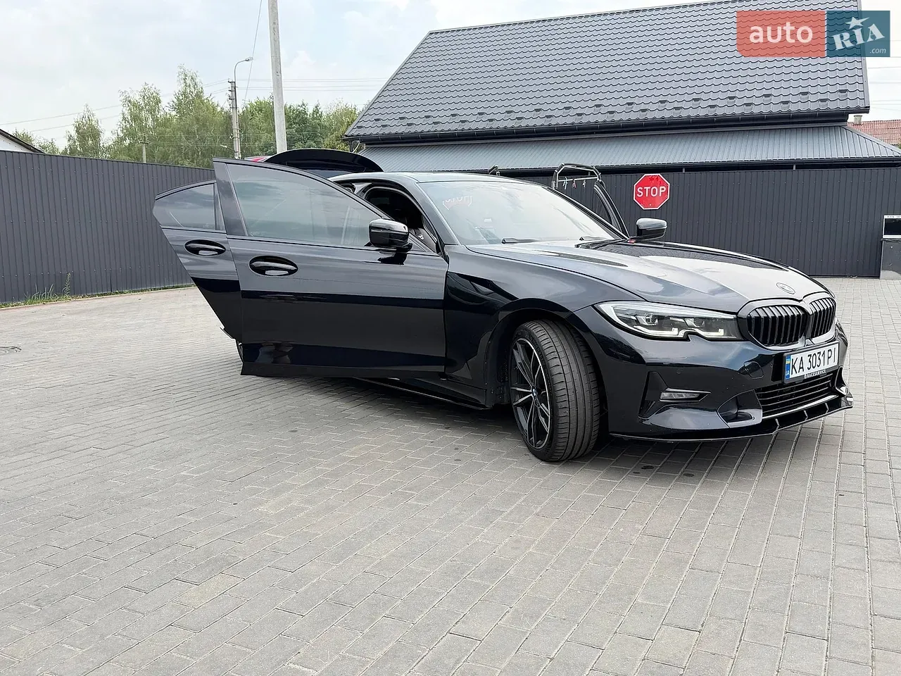 BMW 3 Series 2020 photo 4