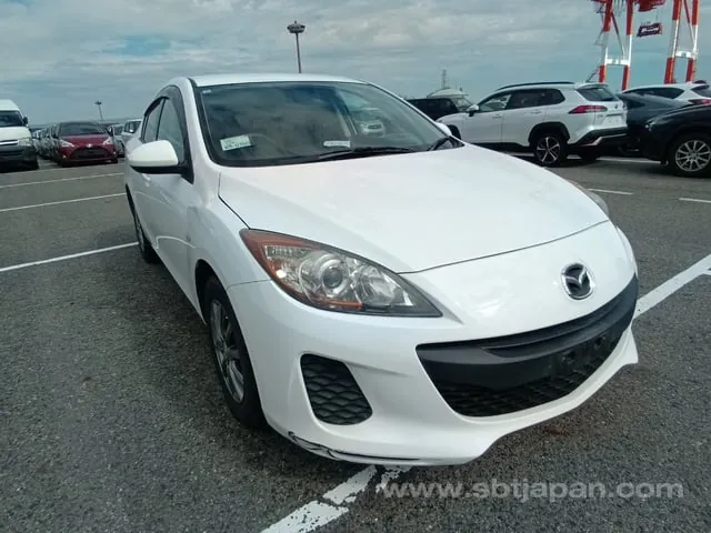 Mazda Axela 15F