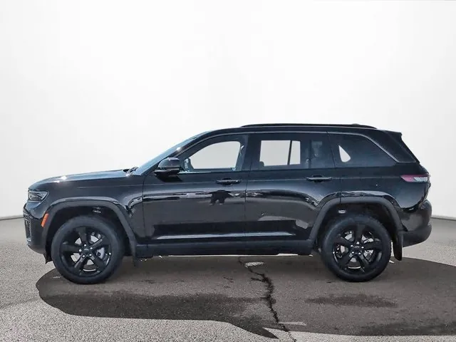 Jeep Grand Cherokee 2026 photo 3