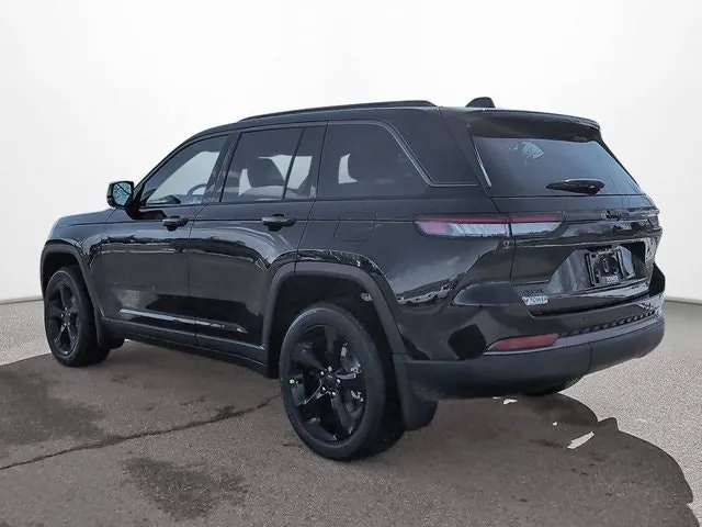 Jeep Grand Cherokee 2026 photo 5