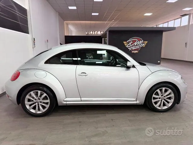 Volkswagen Maggiolino 2012 photo 4
