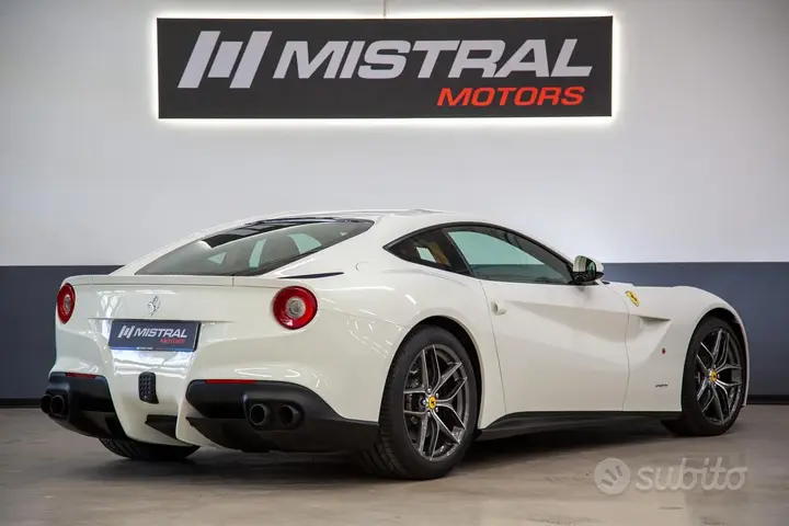 Ferrari F12 2016 photo 5