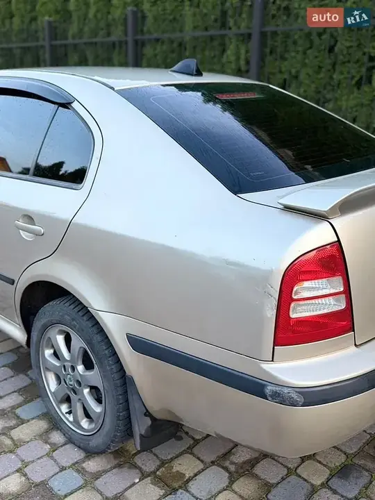 Skoda Octavia 2005 photo 5