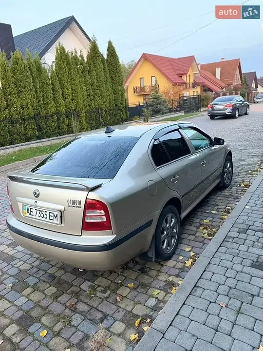 Skoda Octavia 2005 photo 3