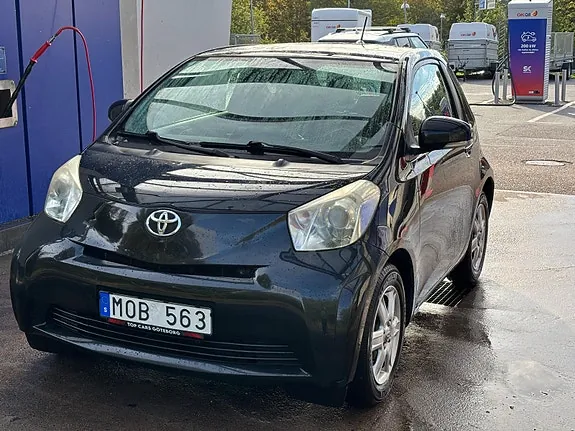 Toyota Iq 2009 photo 2