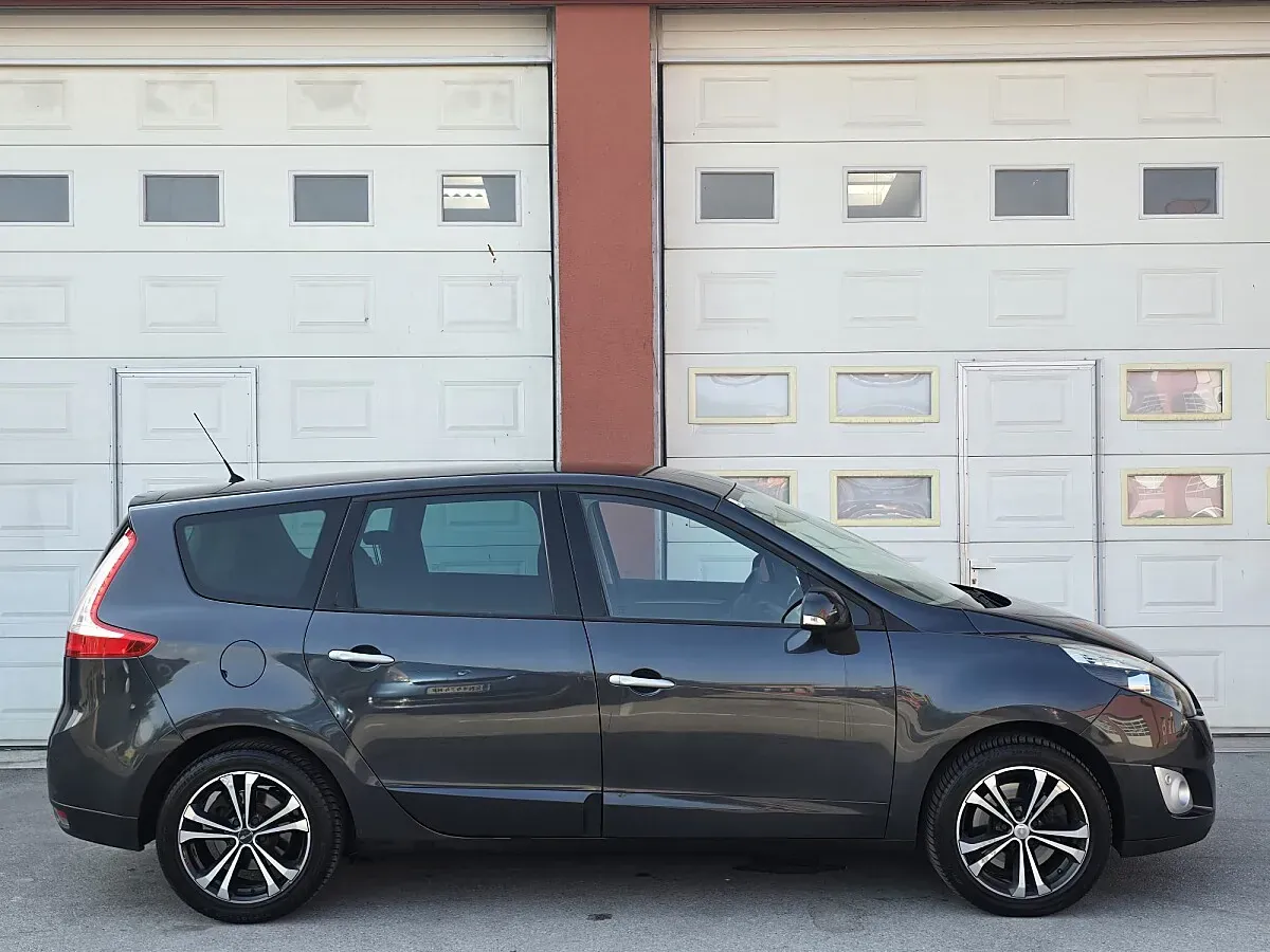 Renault Scenic 2009 photo 3