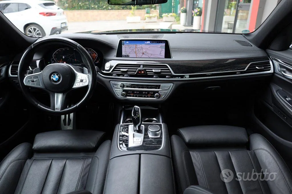 BMW 7 Series 2021 photo 4