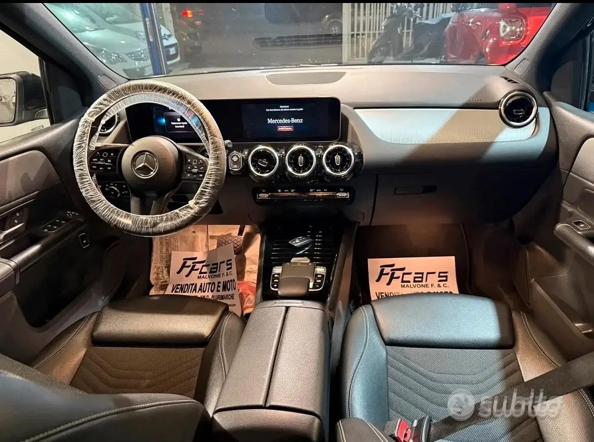 Mercedes-Benz B-Class 2020 photo 2