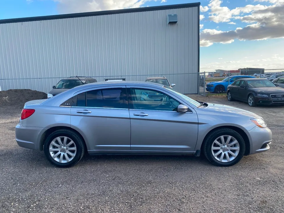 Chrysler 200 2014 photo 5