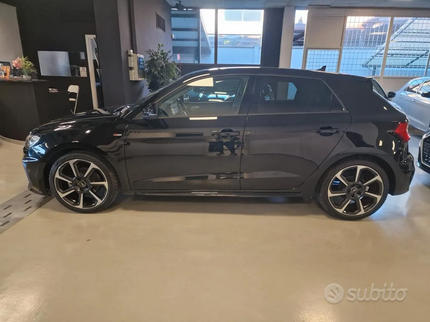 Audi A1 2025 photo 4