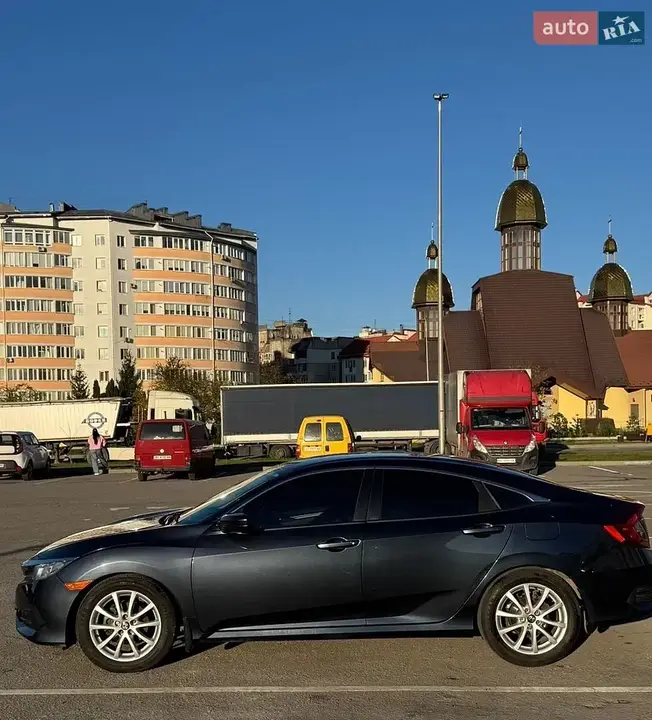 Honda Civic 2017 photo 3