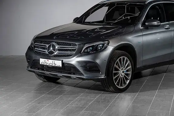 Mercedes-Benz Glc 350 E 2017 photo 2