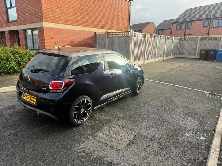 DS Automobiles Ds3 2015 photo 2