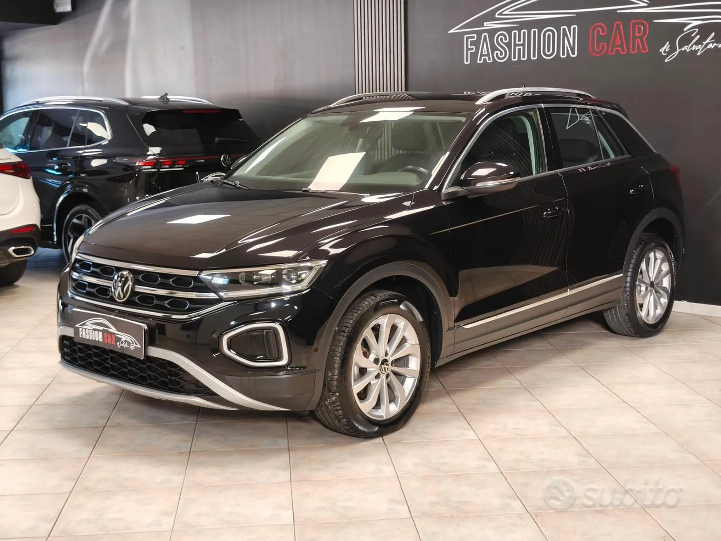 Volkswagen T-Roc 2023 photo 3