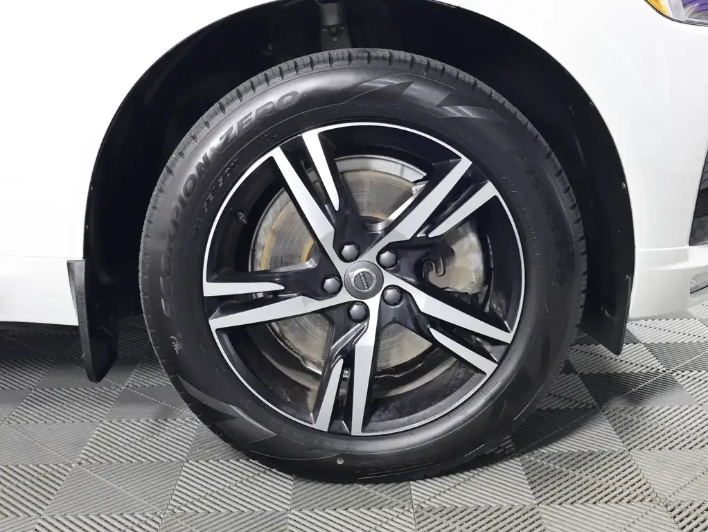 Volvo Xc60 2021 photo 4