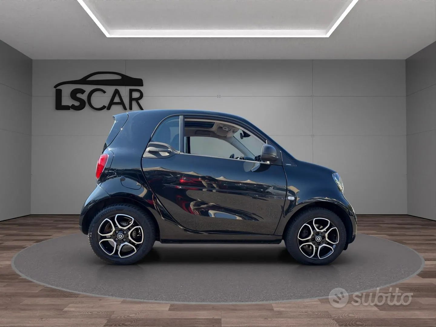 Smart Fortwo 2019 photo 2