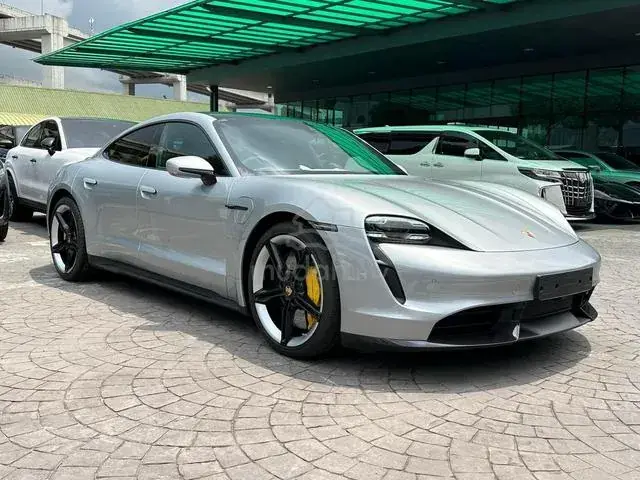 Porsche Taycan Turbo S